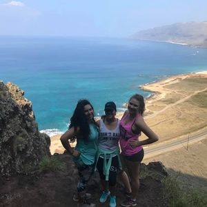 Meet your Posher, Elizabeth